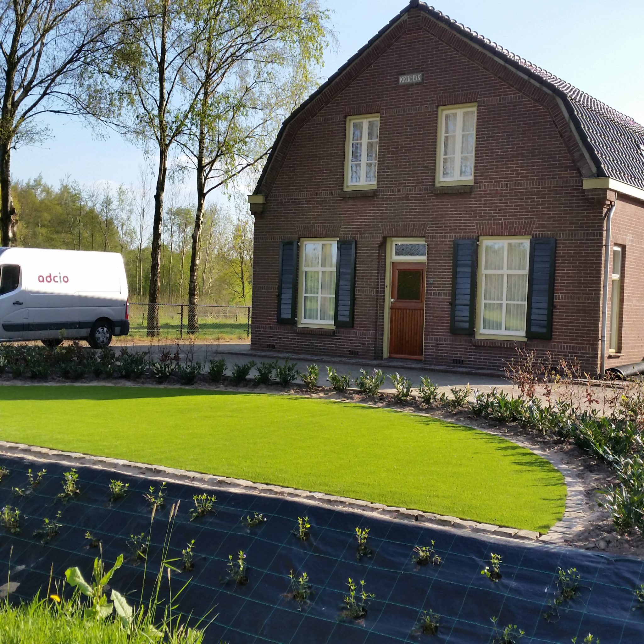 Natuurgetrouw kunstgras voor huis