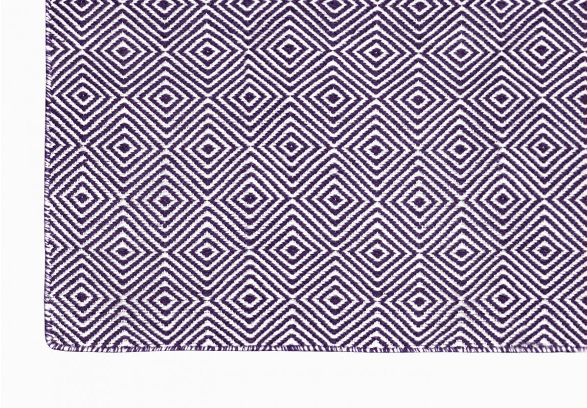 Green Label design 10 aubergine