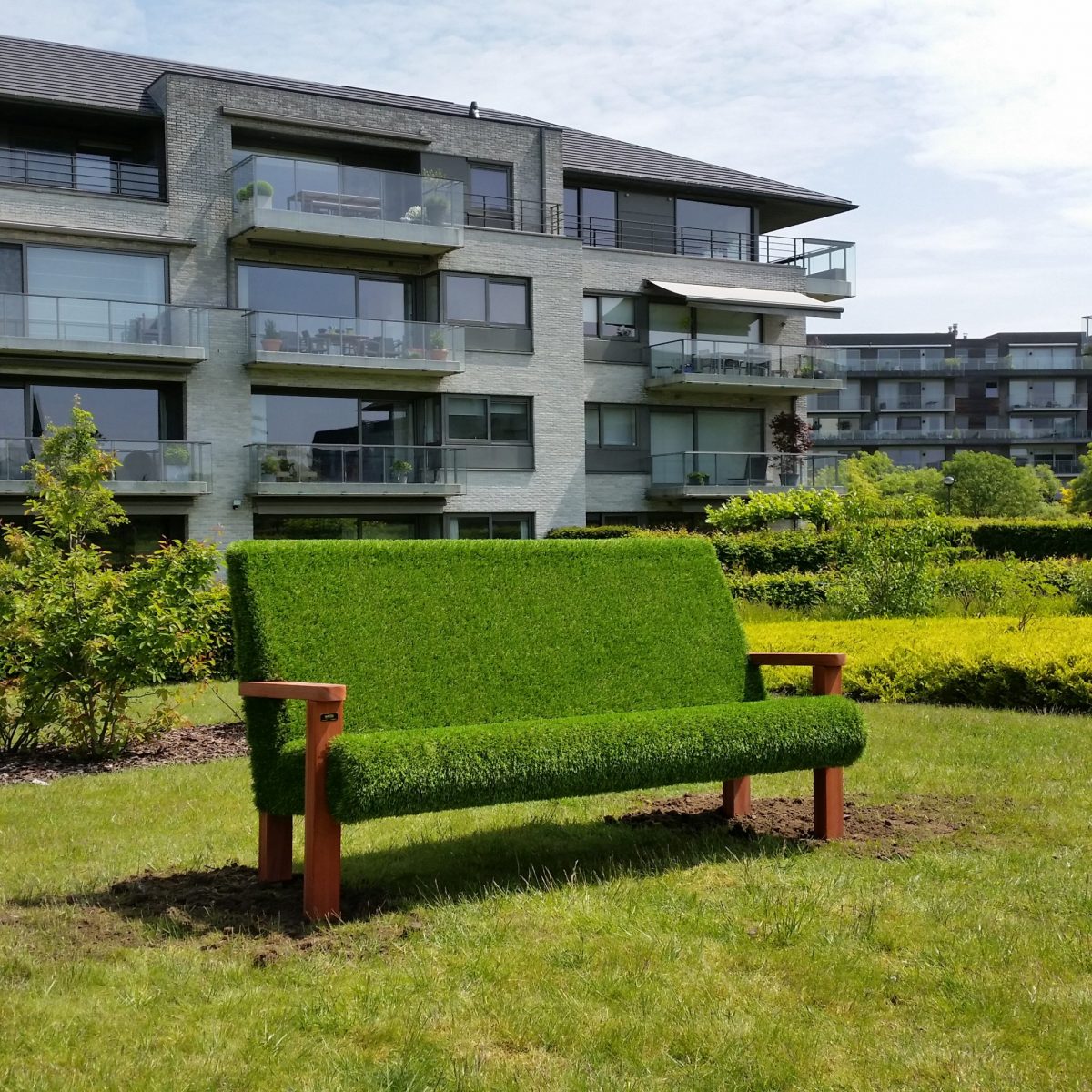 Grasbank design natuurgetrouw sfeer 3