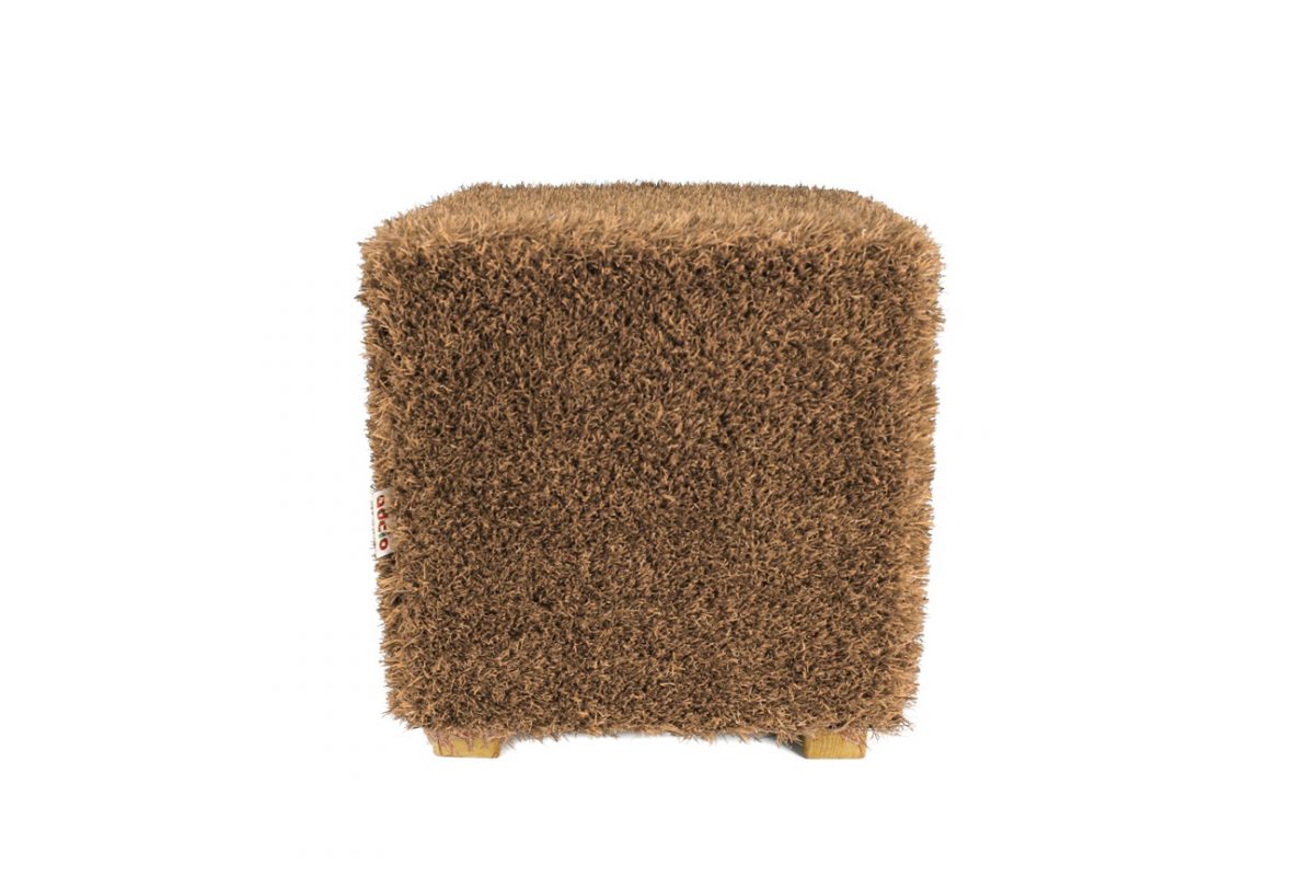 Kunstgras poef beige