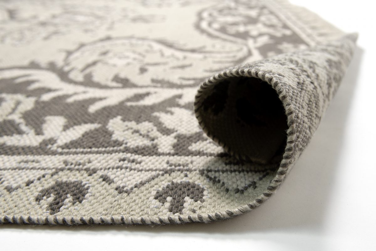 zijaanzicht grijskopie 1200x801 - Luxe Buitenkleed Oosters Grijs - 200 x 300 cm